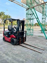 XE NÂNG ĐIỆN NGỒI LÁI NICHIYU 2 Tấn FB20PN-77B-300AE (2015)