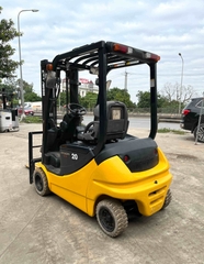 XE NÂNG ĐIỆN NGỒI LÁI KOMATSU 2 Tấn FB20-12A (2007)