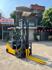 XE NÂNG ĐIỆN NGỒI LÁI KOMATSU 1,5 Tấn FB15-12 (2014)