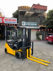 XE NÂNG ĐIỆN NGỒI LÁI KOMATSU 1.8 Tấn FB18-12 (2013)