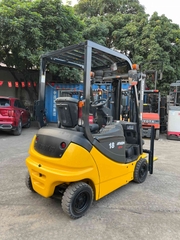 XE NÂNG ĐIỆN NGỒI LÁI KOMATSU 1.8 Tấn FB18-12 (2013)