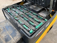 XE NÂNG ĐIỆN NGỒI LÁI KOMATSU 1.8 Tấn FB18-12 (2013)