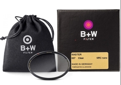 Kính lọc ánh sáng hiệu B+W  MASTER Clear MRC nano