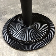 Bàn cafe tròn mặt gỗ cao su chân sắt mâm gang BCF-31