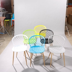 Ghế nhựa nhiều màu cho quán trà sữa S3013