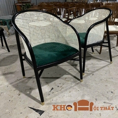 Ghế Cavallo gỗ tần bì cho nhà hàng GG-01