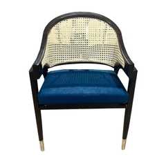 Ghế nhà hàng Womly gỗ tần bì chân bọc đồng GG-03