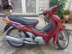 Bộ nhựa dàn áo Future I (1999-2001). Có 5 màu: Xanh ngọc-Ghi xám- Xanh tím- Đỏ cờ- Đỏ đô.