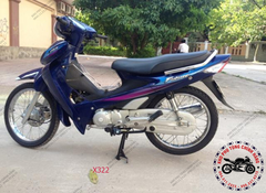 Bộ nhựa dàn áo Future I (2001-2003). Có 5 màu: Xanh tím-Xanh lục-Ghi-Đỏ đô-Xanh bạc.