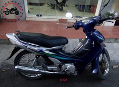 Bộ nhựa dàn áo Future I (2001-2003). Có 5 màu: Xanh tím-Xanh lục-Ghi-Đỏ đô-Xanh bạc.