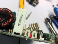 Điện trở công suất 2R2 7W sai số 5%