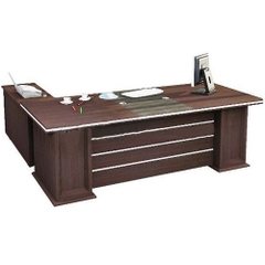 ban-giam-doc-fami-bgd18f2