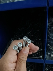 Bulong Lục Giác Chìm Đầu Trụ (Inox 304 )