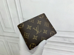 LOUIV Multiple Wallet