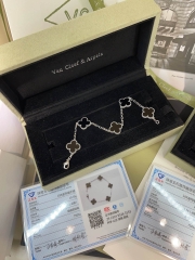 VCA Bracelet 5 Flowers