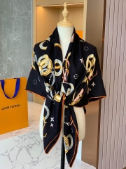 LOUIV Scarf