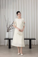 SWANLAKE | Váy Đầm Nữ Cổ Tròn Tay Lỡ Cánh Tiên Chất Tơ Xốp Hai Lớp Thêu Hoa Chiết Eo Đi Tiệc D13571LW01