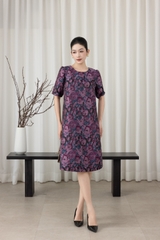 SWANLAKE | Váy Đầm Nữ Midi Cổ Tròn Tay Ngắn Vải Gấm Hoa Có Túi Sang Trọng Đi Tiệc Công Sở D13266LW02