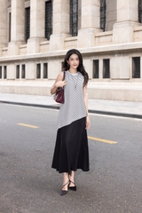 SWANLAKE | Váy Đầm Nữ Dài Phối Áo Sát Nách Vạt Chéo Kẻ Sọc Vải Thun Linen Hàn Cổ Tròn Dạo Phố D13847LW01