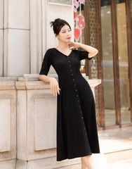 Đầm Thun Gân Cài Nút Gỗ Swanlake - D10967LW01