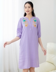 Đầm Linen Cổ Trụ Phom Suông Ngắn Thêu Đối Xứng - D11459LW01