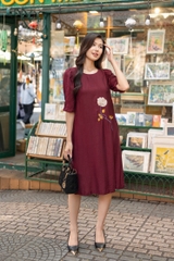 Đầm Lụa Hàn Thêu Hoa Swanlake - D11706LW01