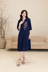 M-Collection - Đầm Suông Thêu Chất Liệu Vải Chiffon Lót Lụa Hàn - D12138LW01