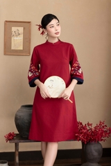 SWANLAKE | Váy Đầm Phom A Cổ Trụ Tay Lỡ Vải Linen Thêu Hai Cánh Tay Đi Tết Đi Chơi - D12158LW01