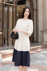 Đầm Phom Suông Cotton Nhấn Eo Nhẹ Phối Màu Swanlake - D12243LW01