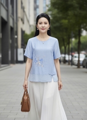 M COLLECTION | Áo Kiểu Nữ Trung Niên Tặng Mẹ Bà Chất Vải Lụa Hàn Thêu Hoa Cổ Tròn Tay Ngắn A12342