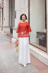 M COLLECTION | Áo Nữ Trung Niên Tặng Mẹ Bà Vải Lụa Hàn Phối Tơ Thêu Hoa Sang Trọng Tay Lỡ A12493