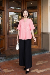 M COLLECTION | Áo Kiểu Nữ Trung Niên Tặng Mẹ, Bà Cài Nút Cổ Trụ Lụa Thêu Hoa Chìm Tay Ngắn A11460LW01