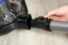 Máy hút bụi dạng hộp Samsung VC18M3110SB/SV