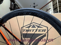 XE LƯỚT (xe mới trên 95%) : Xe đạp đua TWITTER R10 - Khung full Carbon, groupsets SRAM RIVAL 11