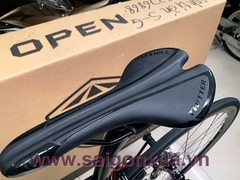 XE LƯỚT (xe mới trên 95%) : Xe đạp đua TWITTER R10 - Khung full Carbon, groupsets SRAM RIVAL 11