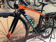 XE LƯỚT (xe mới trên 95%) : Xe đạp đua TWITTER R10 - Khung full Carbon, groupsets SRAM RIVAL 11