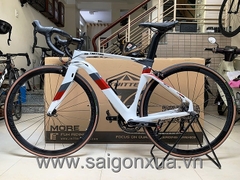 Xe đạp đua TWITTER CYCLONE PRO - Khung full Carbon, groupsets Retrospec 11 LÍP (Trắng)