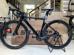 Xe đạp đua JAVA SILURO DISC (2023) - Khung nhôm vành Carbon, group Shimano 105 R7000 (2 món) - 2 đĩa 11 líp . Màu Đen