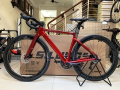 Xe đạp đua JAVA SILURO DISC (2023) - Khung nhôm vành Carbon, group Shimano 105 R7000 (2 món) - 2 đĩa 11 líp . Màu Đỏ