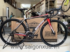 1 CHIẾC, THANH LÝ GIÁ RẺ : Xe đạp đua BEIOU R8.0 - Khung, Vành full Carbon, groupsets SENSAH EMPIRE 11 LÍP . Đen/trắng