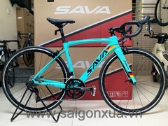 Xe đạp đua SAVA HI SPEED 2022 - Khung full Carbon, groupset Shimano 105 R7000 (màu Xanh thiên thanh)