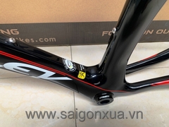 Khung sườn xe đạp đua chuyên nghiệp : RIDLEY NOAH SL (Full Carbon). Màu Đen/đỏ/trắng