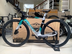 ROAD BIKE tay lái ngang PINA F14, Khung carbon - vành nhôm, groupsets  Shimano 105. Thắng đĩa dầu