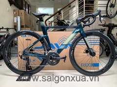 Xe đạp đua JAVA FUOCO DISC (2023) - Khung, vành full Carbon, group Shimano 105 R7000 (3 món) - 2 đĩa 11 líp . Màu Xanh rêu
