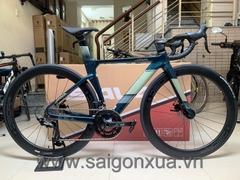 Xe đạp đua JAVA FUOCO DISC (2023) - Khung, vành full Carbon, groupsets 2 đĩa 11 líp . Màu Xanh rêu
