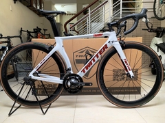 Xe đạp đua TWITTER THUNDER - Khung, vành full Carbon, groupsets Retrospec 12 LÍP. Màu Trắng
