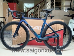 Xe đạp đua SAVA X9-2 - Khung, vành Full Carbon, group Shimano 105 R7000 (5 món), 2 đĩa 11 líp . Màu Xanh Chameleon (sơn đổi màu)