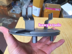 Dụng cụ vam cảo 3 chân tháo mở nắp nhựa bình xăng ô tô Trigoldte