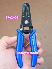 Kìm tuốt dây điện kingtony 0.5-5.5mm2 model 6741-06
