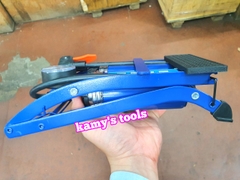 Bơm đạp chân, bơm xe máy, xe đạp 2 ống đường kính 55x120mm C-mart model L0002